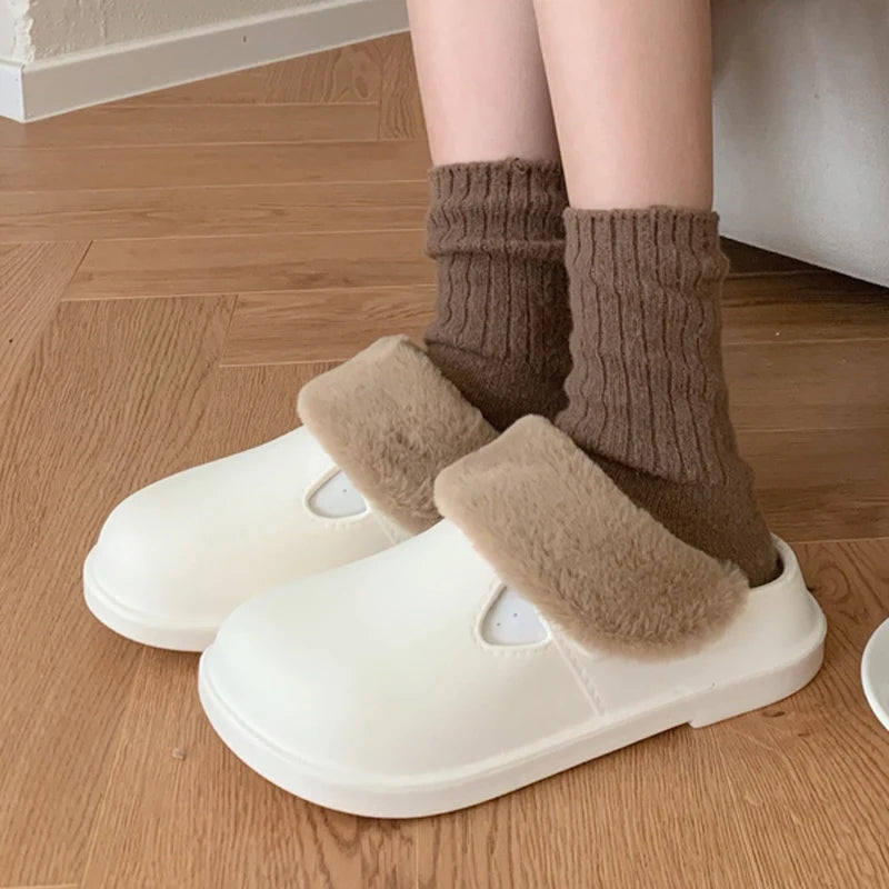 Waterproof Medical Surgical Mules - Fluffy Fur Slippers for Women, Closed Plush Clogs ideal for Doctors and Nurses, with Detachable Design.